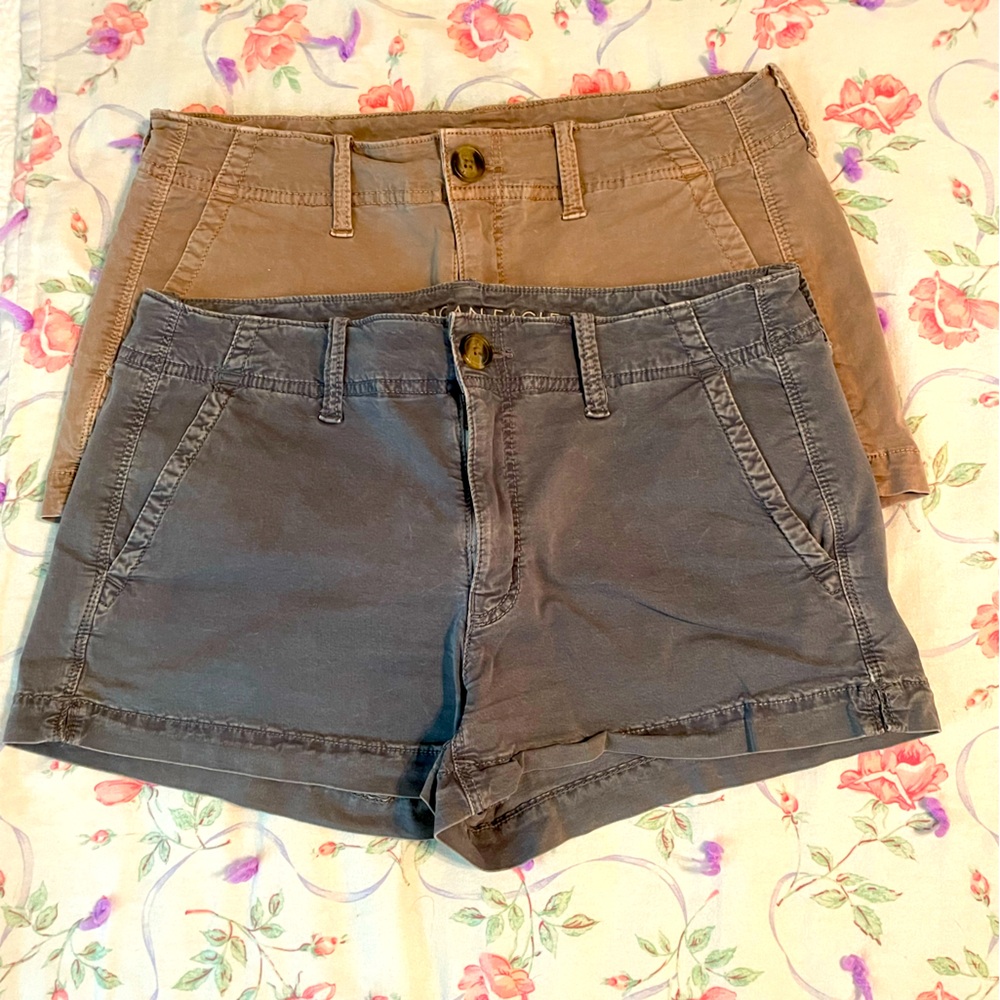 Lot of 2 short shorts